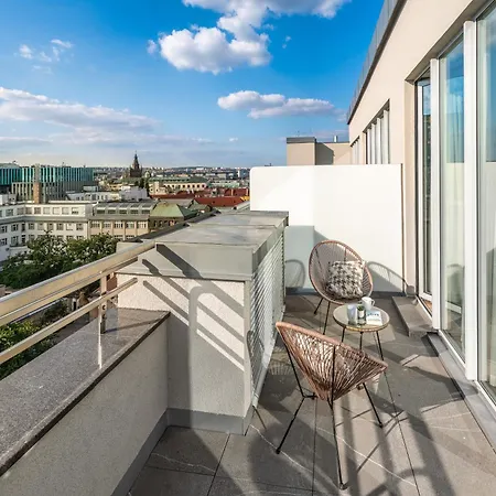 Vn17 Rooftop By Adrez מלון דירות 4*
