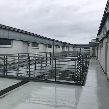 Vn17 Rooftop By Adrez מלון דירות פראג