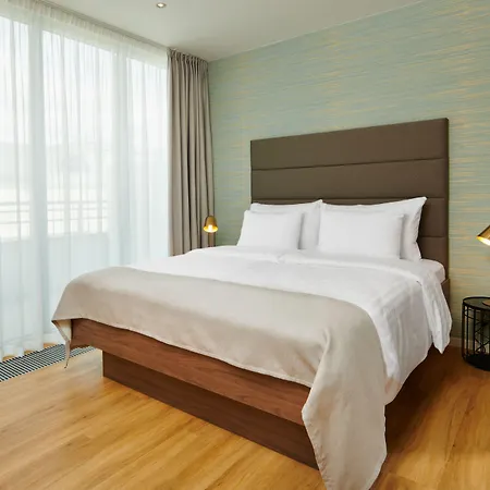 Vn17 Rooftop By Adrez 4*