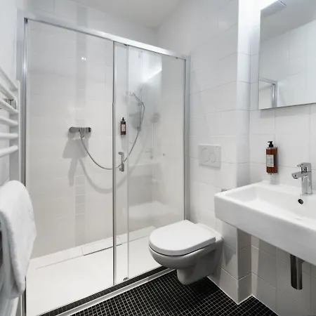 Vn17 Rooftop By Adrez