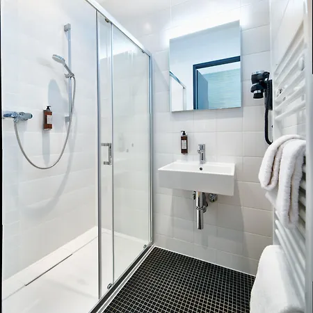 Vn17 Rooftop By Adrez 4*